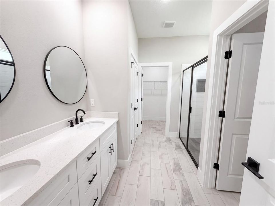 For Sale: $336,000 (3 beds, 2 baths, 1543 Square Feet)