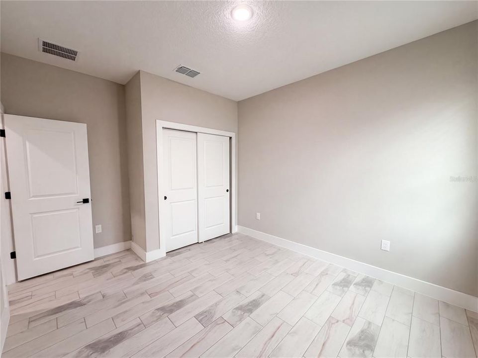 For Sale: $336,000 (3 beds, 2 baths, 1543 Square Feet)