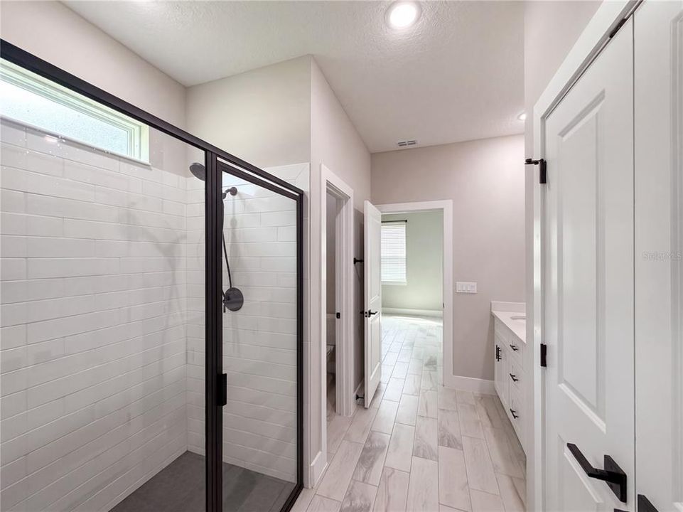 For Sale: $336,000 (3 beds, 2 baths, 1543 Square Feet)