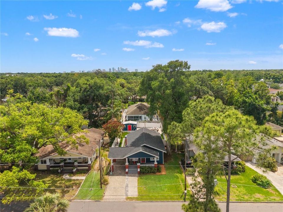 En Venta: $1,249,900 (4 camas, 3 baños, 3047 Pies cuadrados)