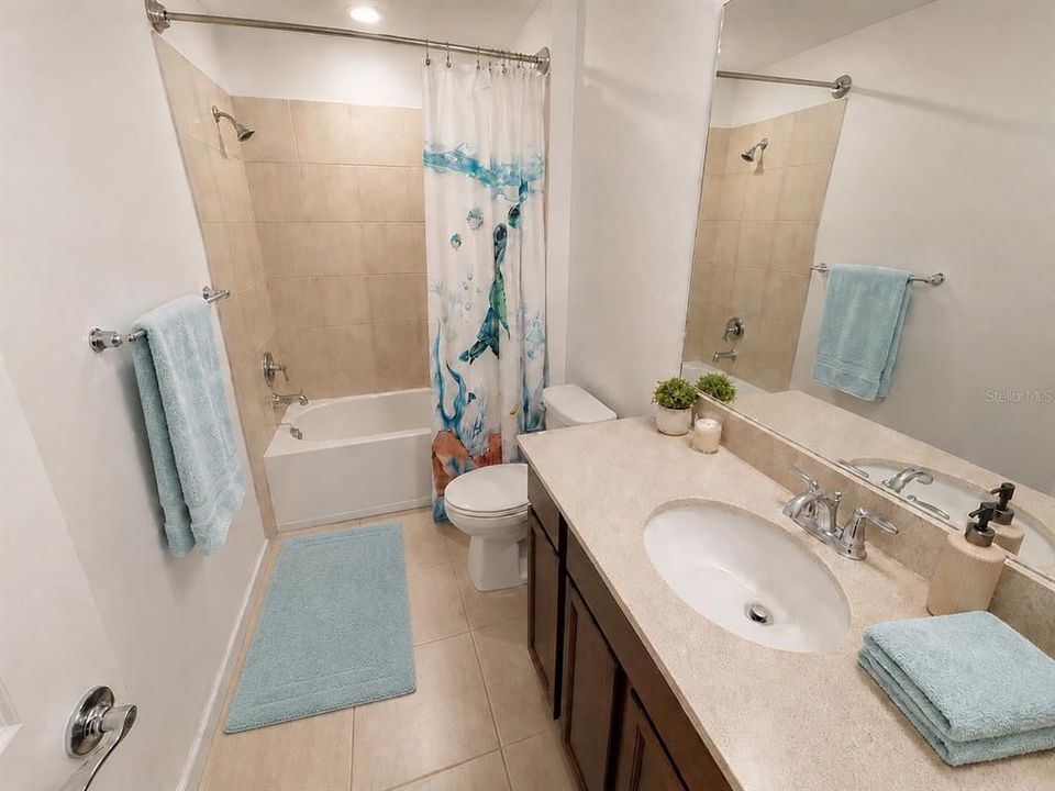 В аренду: $3,500 (5 спален, 3 ванн, 2663 Квадратных фут)