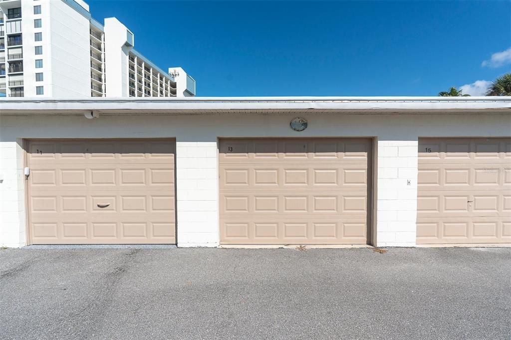 For Sale: $469,000 (1 beds, 1 baths, 790 Square Feet)