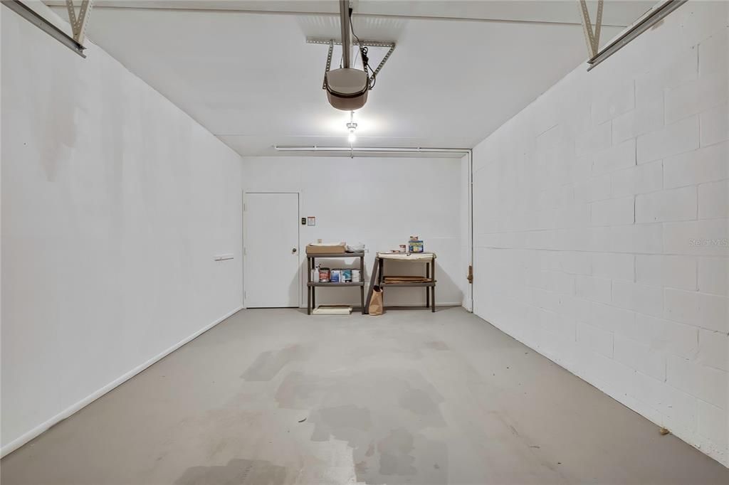 На продажу: $249,900 (2 спален, 2 ванн, 1000 Квадратных фут)
