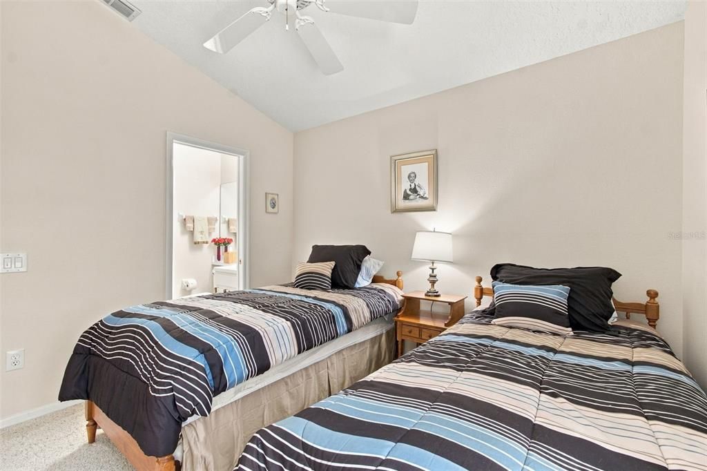 En Venta: $464,900 (4 camas, 3 baños, 1904 Pies cuadrados)