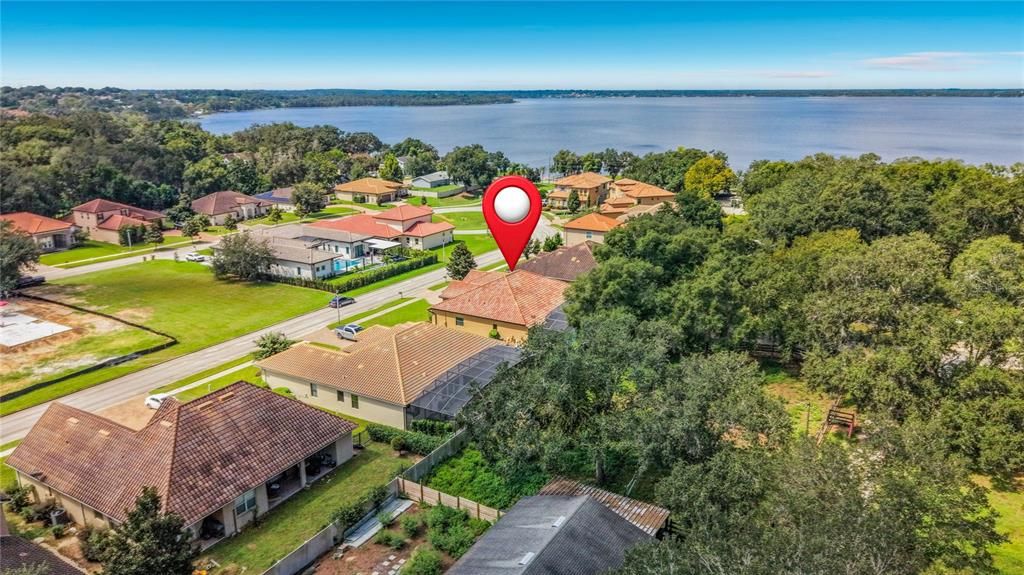 En Venta: $870,000 (4 camas, 3 baños, 2601 Pies cuadrados)