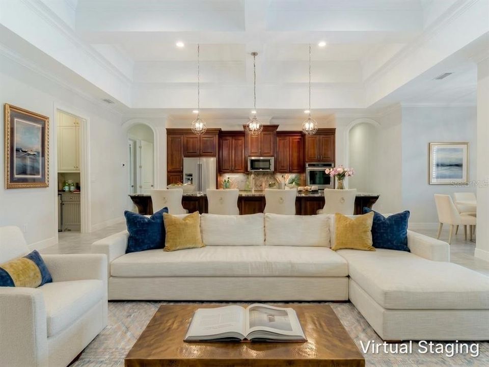 En Venta: $870,000 (4 camas, 3 baños, 2601 Pies cuadrados)