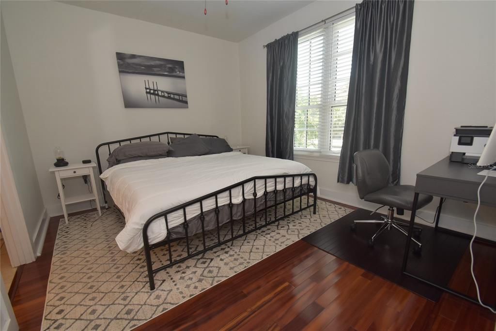 В аренду: $2,900 (1 спален, 1 ванн, 949 Квадратных фут)