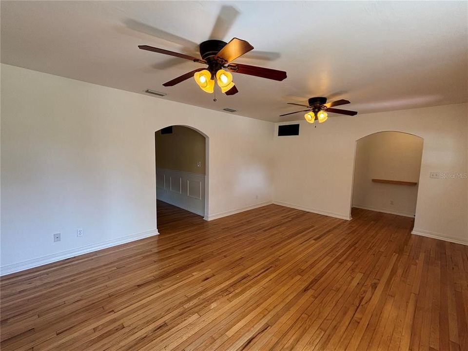 En Renta: $3,850 (3 camas, 2 baños, 1638 Pies cuadrados)