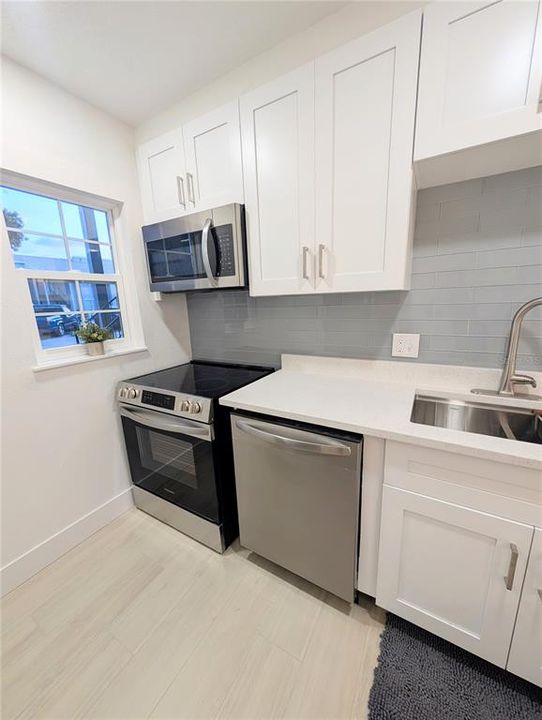 En Venta: $249,900 (2 camas, 2 baños, 928 Pies cuadrados)