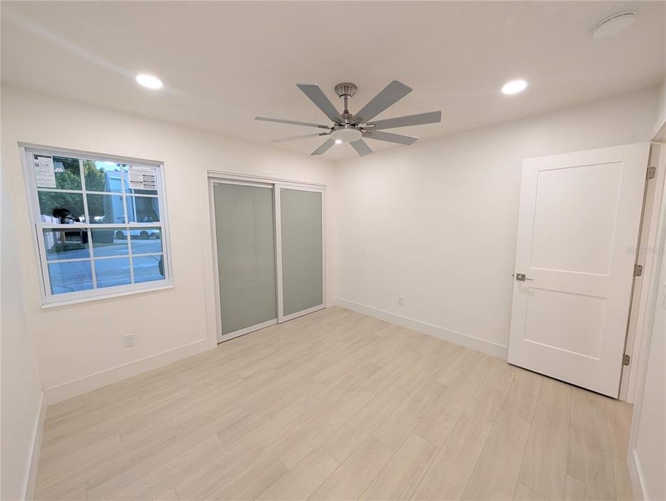 En Venta: $249,900 (2 camas, 2 baños, 928 Pies cuadrados)