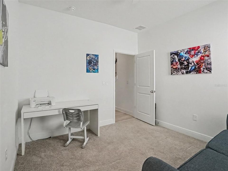 En Venta: $625,000 (5 camas, 3 baños, 3217 Pies cuadrados)