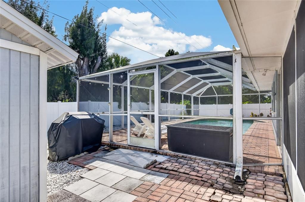 En Venta: $410,000 (2 camas, 2 baños, 1416 Pies cuadrados)