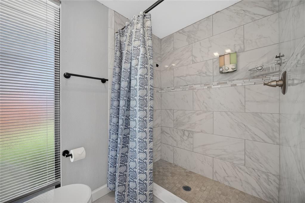 En Venta: $410,000 (2 camas, 2 baños, 1416 Pies cuadrados)