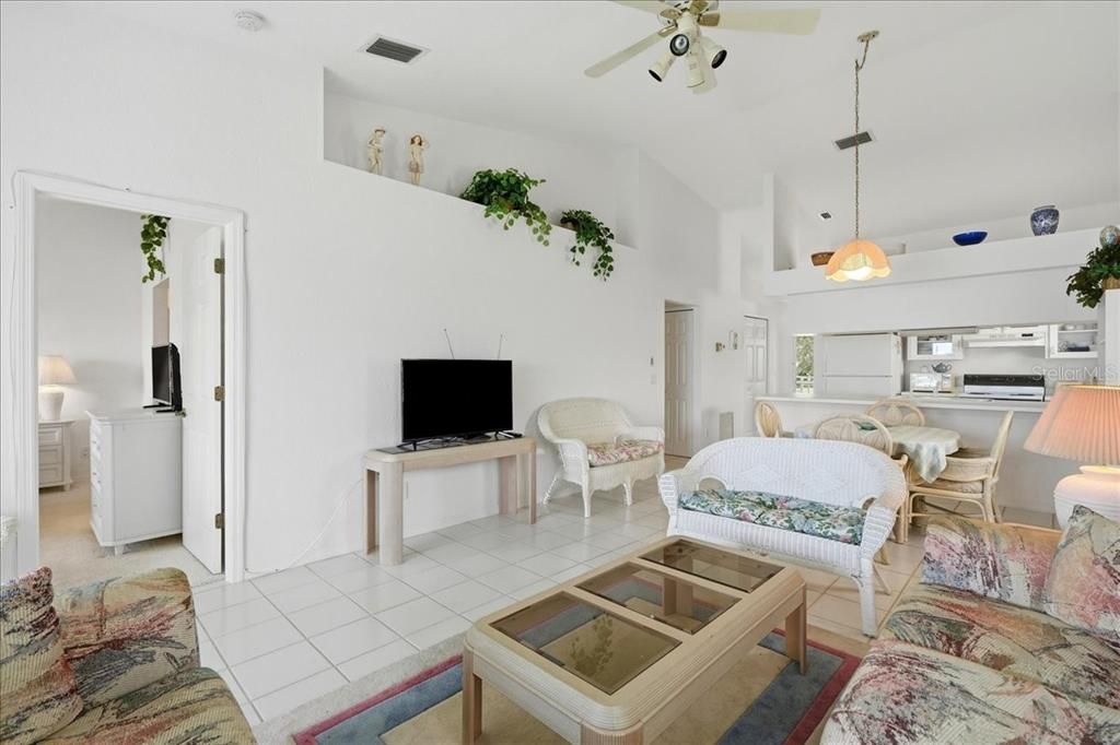 En Venta: $157,900 (3 camas, 2 baños, 1265 Pies cuadrados)