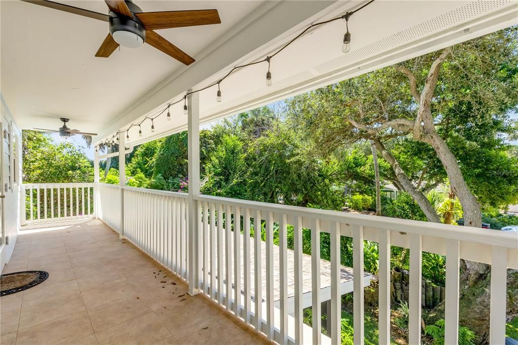 En Venta: $759,000 (3 camas, 2 baños, 1910 Pies cuadrados)