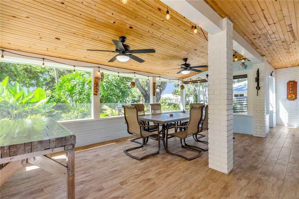 En Venta: $759,000 (3 camas, 2 baños, 1910 Pies cuadrados)