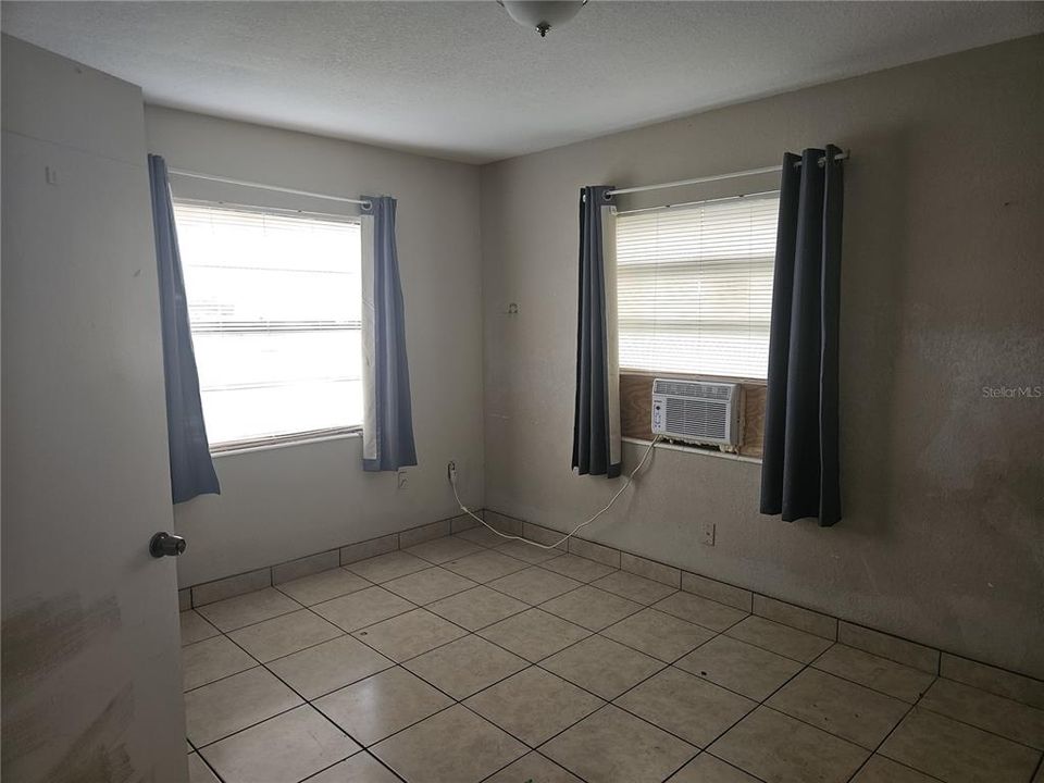 En Renta: $1,800 (3 camas, 2 baños, 1470 Pies cuadrados)