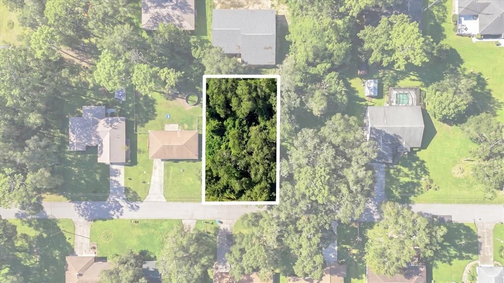 На продажу: $19,900 (0.22 acres)