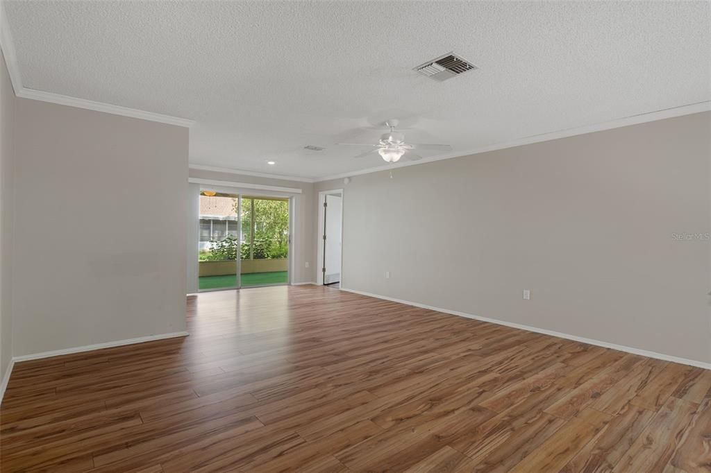 En Venta: $265,000 (2 camas, 2 baños, 1744 Pies cuadrados)