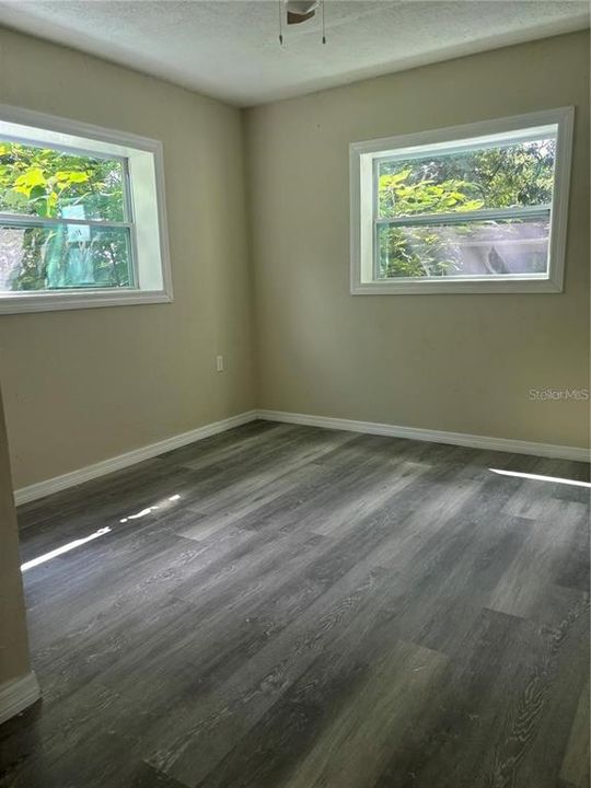 For Rent: $1,100 (2 beds, 1 baths, 768 Square Feet)
