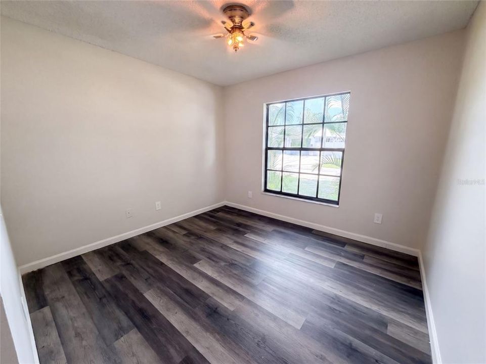 En Venta: $411,000 (3 camas, 2 baños, 1466 Pies cuadrados)