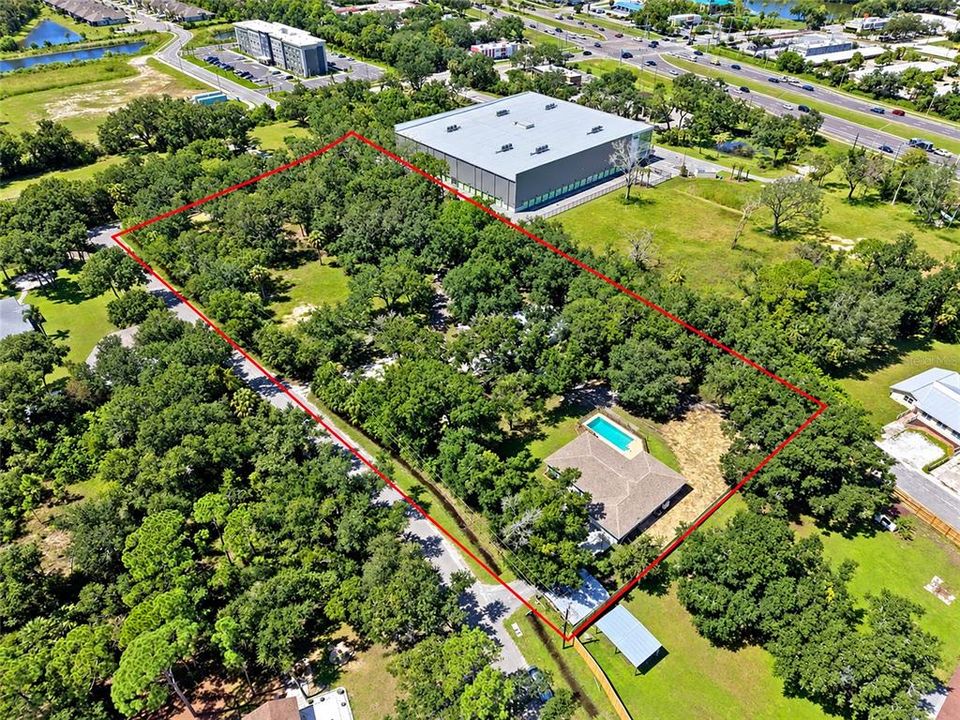 На продажу: $640,000 (4 спален, 2 ванн, 1933 Квадратных фут)