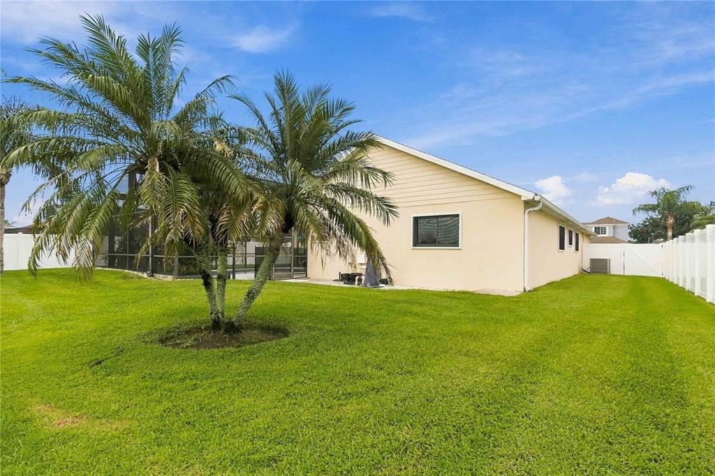 На продажу: $459,999 (4 спален, 3 ванн, 2109 Квадратных фут)