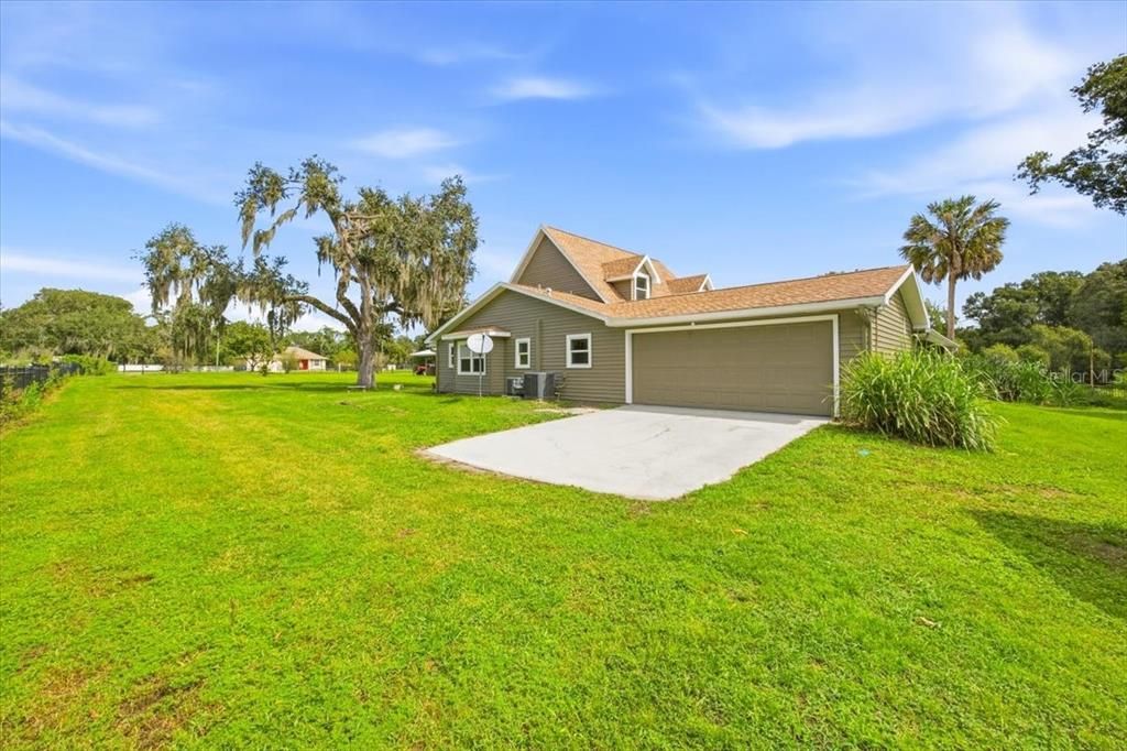For Sale: $599,975 (4 beds, 2 baths, 3360 Square Feet)