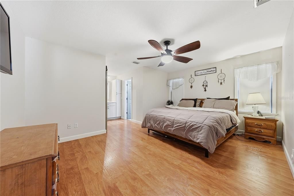 For Sale: $420,000 (3 beds, 2 baths, 1720 Square Feet)