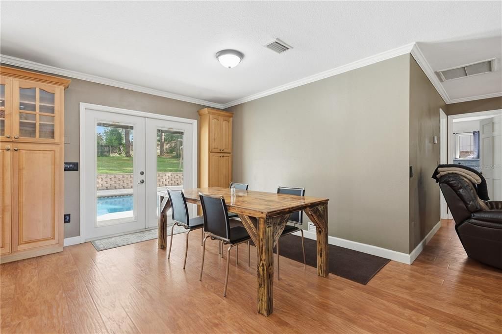For Sale: $420,000 (3 beds, 2 baths, 1720 Square Feet)