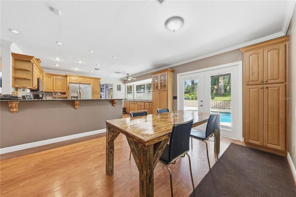 For Sale: $420,000 (3 beds, 2 baths, 1720 Square Feet)