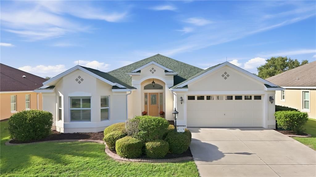 For Sale: $799,900 (3 beds, 2 baths, 2000 Square Feet)