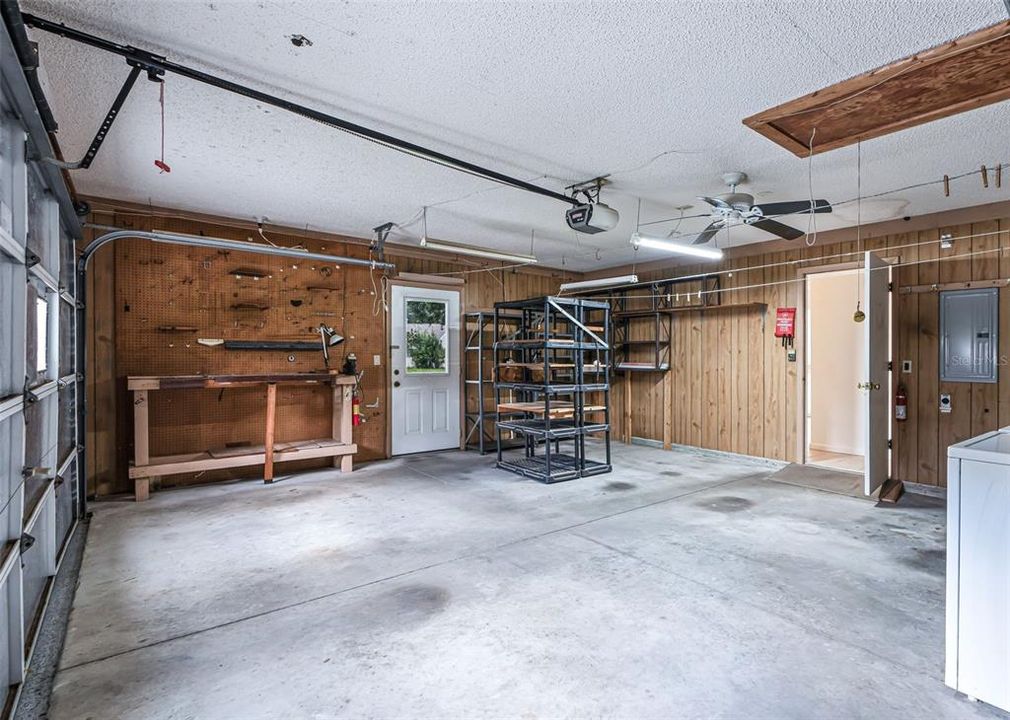 En Venta: $225,000 (2 camas, 2 baños, 1479 Pies cuadrados)