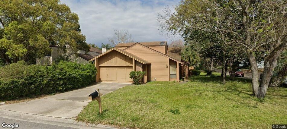 Active With Contract: $349,900 (3 beds, 2 baths, 1701 Square Feet)