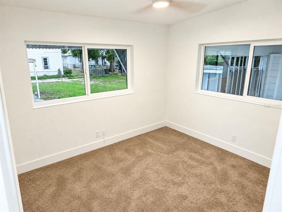 En Venta: $289,800 (4 camas, 2 baños, 1500 Pies cuadrados)