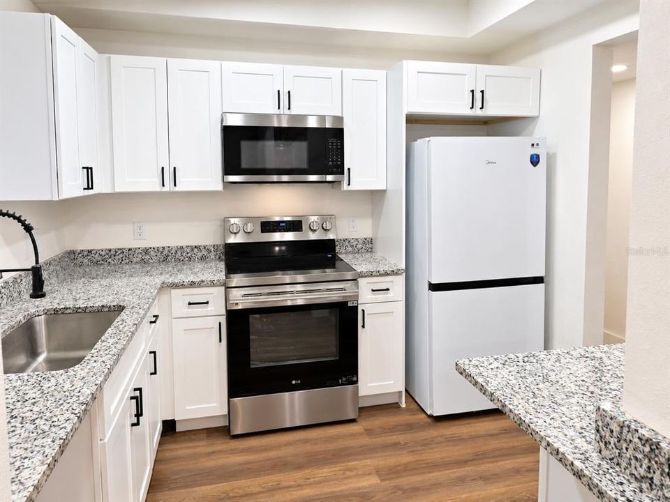En Venta: $289,800 (4 camas, 2 baños, 1500 Pies cuadrados)
