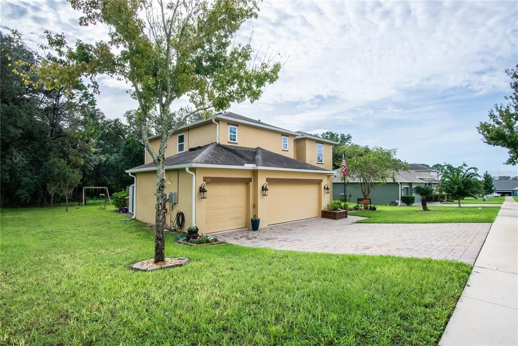 For Sale: $450,000 (5 beds, 2 baths, 2448 Square Feet)