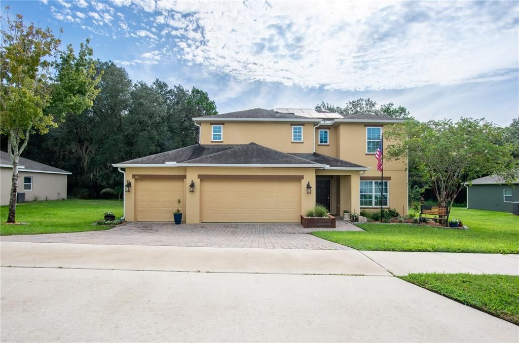 For Sale: $450,000 (5 beds, 2 baths, 2448 Square Feet)