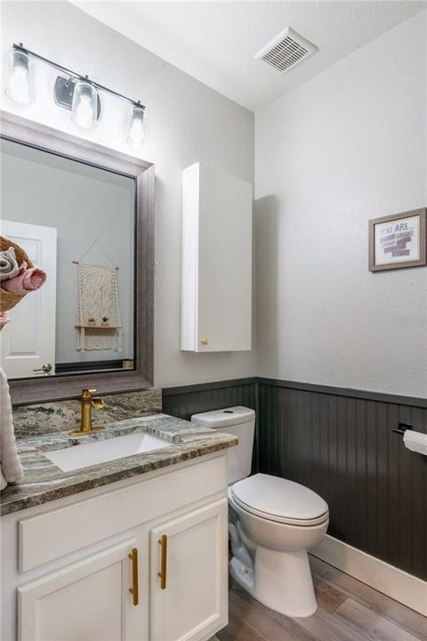 For Sale: $450,000 (5 beds, 2 baths, 2448 Square Feet)
