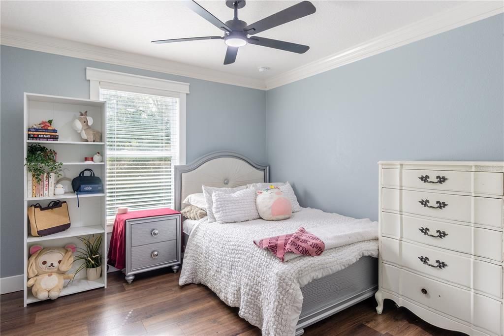 For Sale: $450,000 (5 beds, 2 baths, 2448 Square Feet)