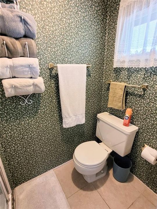 For Sale: $95,000 (2 beds, 2 baths, 672 Square Feet)