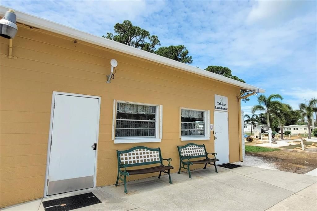 For Sale: $95,000 (2 beds, 2 baths, 672 Square Feet)