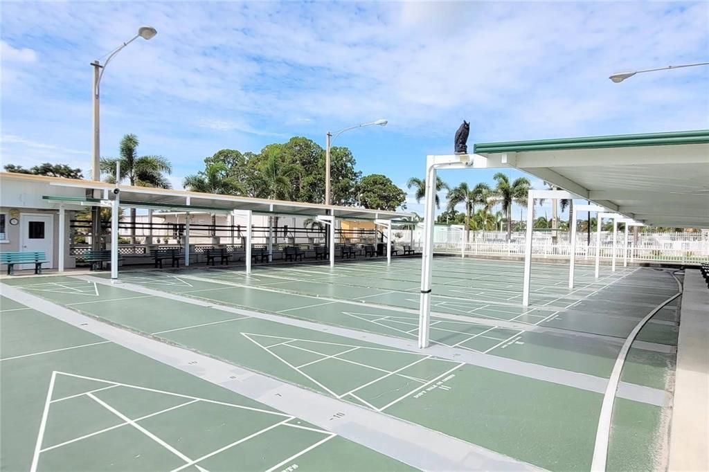 For Sale: $95,000 (2 beds, 2 baths, 672 Square Feet)