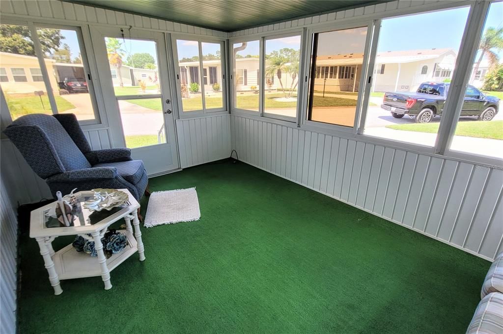 For Sale: $95,000 (2 beds, 2 baths, 672 Square Feet)