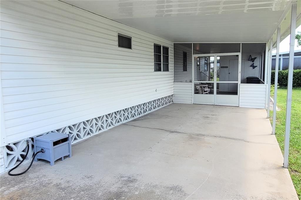 For Sale: $95,000 (2 beds, 2 baths, 672 Square Feet)