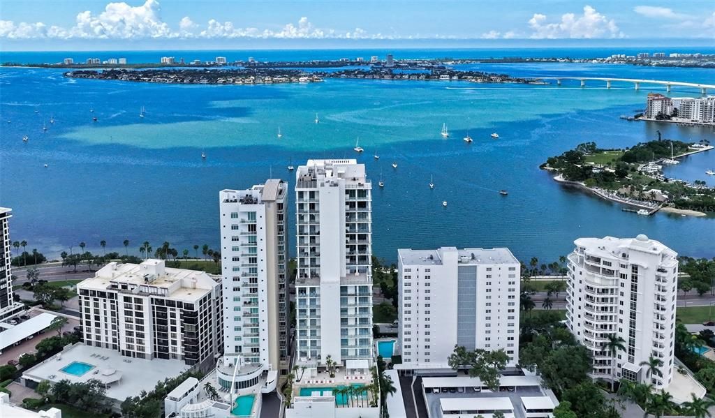 For Sale: $8,500,000 (5 beds, 4 baths, 5328 Square Feet)