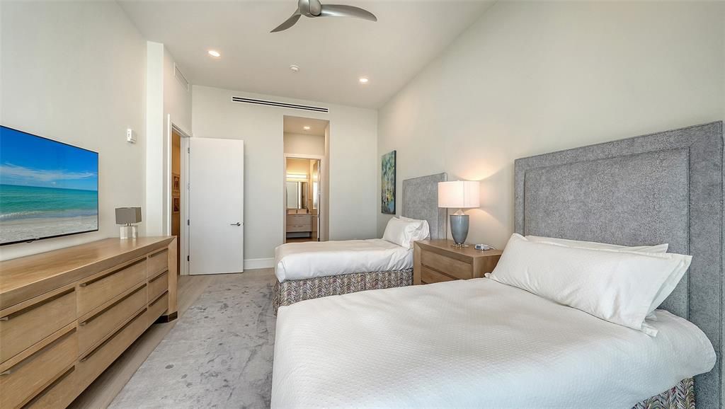 For Sale: $8,500,000 (5 beds, 4 baths, 5328 Square Feet)