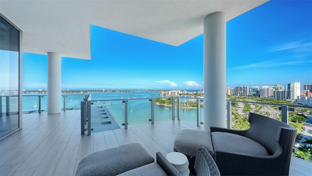 For Sale: $8,500,000 (5 beds, 4 baths, 5328 Square Feet)