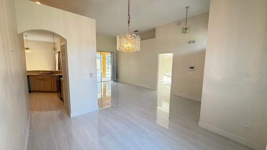 En Renta: $2,600 (5 camas, 3 baños, 2126 Pies cuadrados)