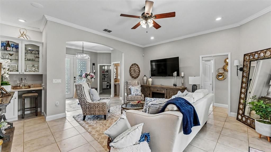 For Sale: $450,000 (4 beds, 2 baths, 2318 Square Feet)